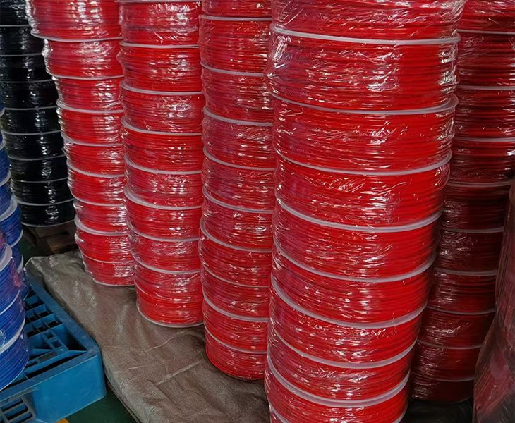 Thermoplastic Hose Red