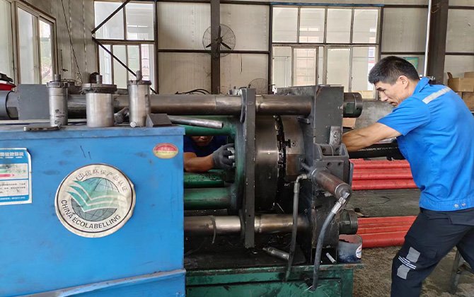 Hydraulic Hose Crimping Fitting