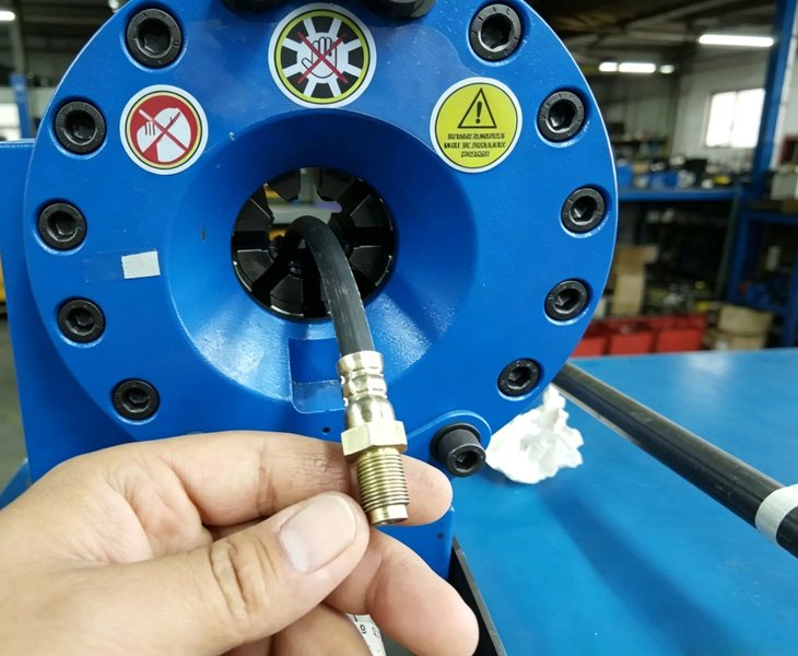 Rubber Hose Crimping Machine
