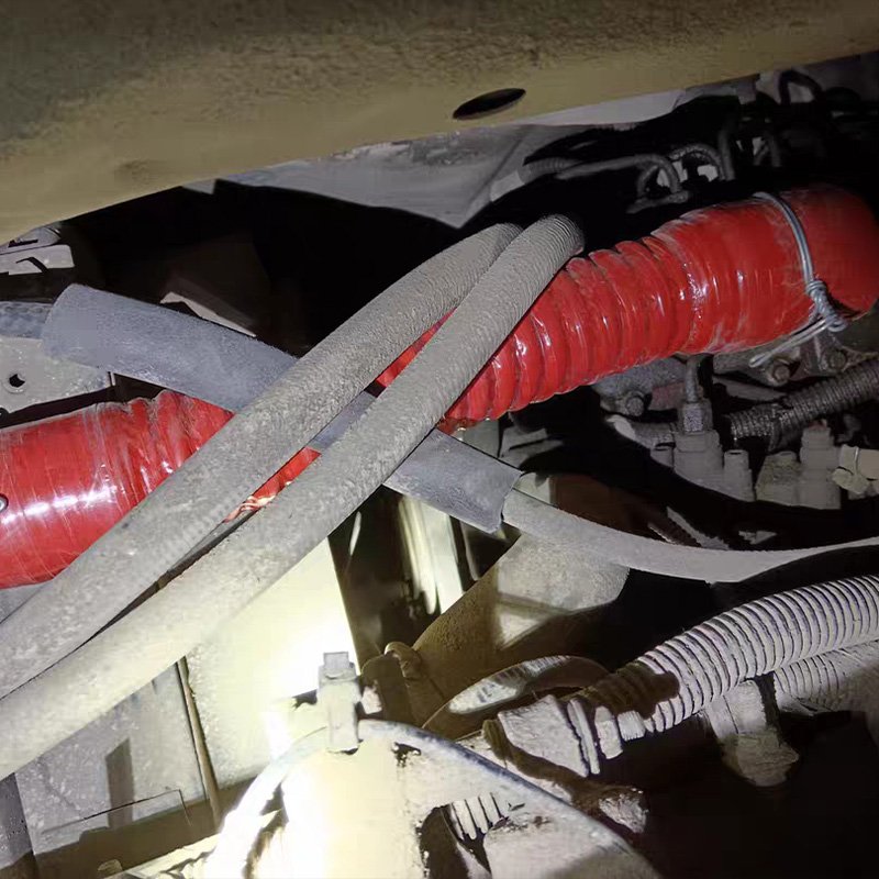High Temperature Silicone Hose in Engine